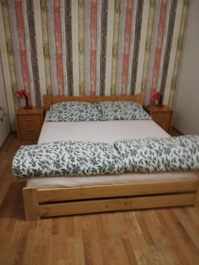 Apartman Orbit Карлов Екстериор снимка